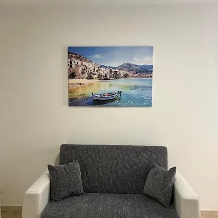 John's House Apartment Cefalu