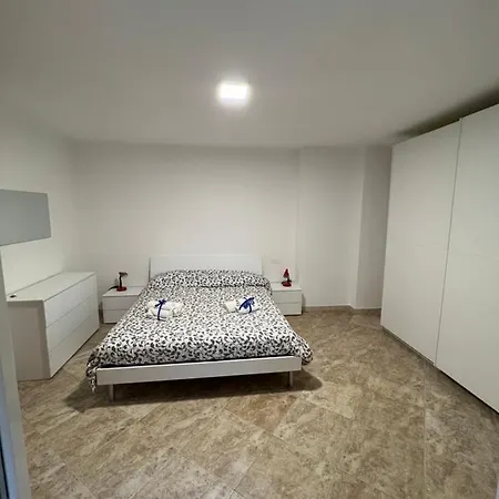 John's House Apartment Cefalu